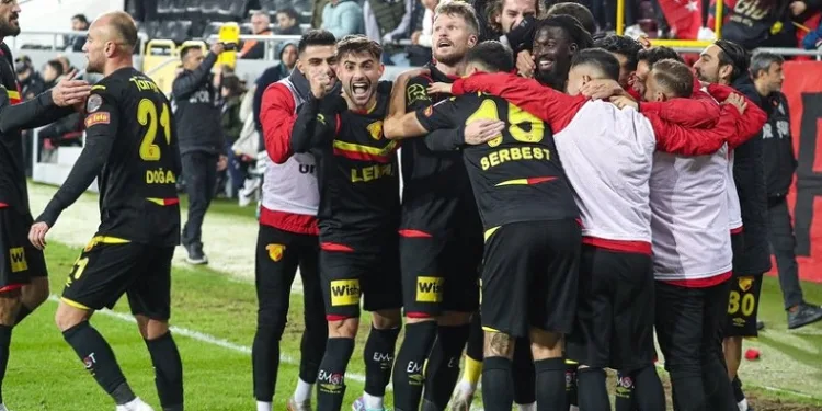Stoilov yönetimindeki Göztepe kaybetmiyor