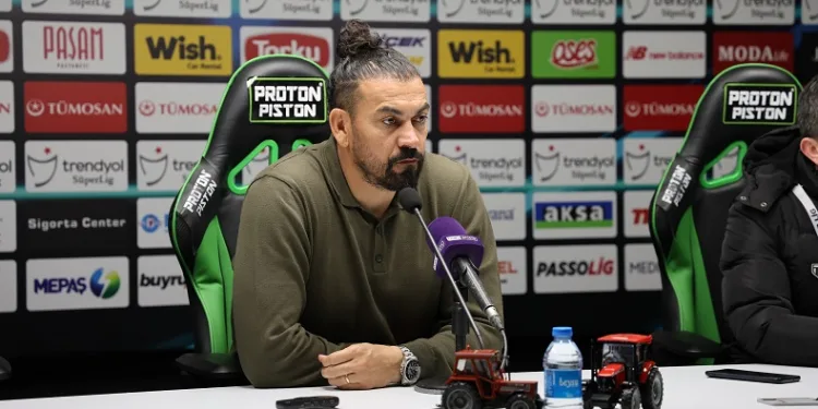 Sivasspor Teknik Direktörü Servet Çetin: “İstediğimiz gibi ataklara çıktık”