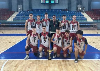 TED Düzce Koleji basketbolda şampiyon