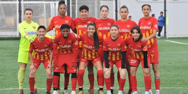 Kayseri Kadın FK, ilk yarıyı 5. sırada tamamladı