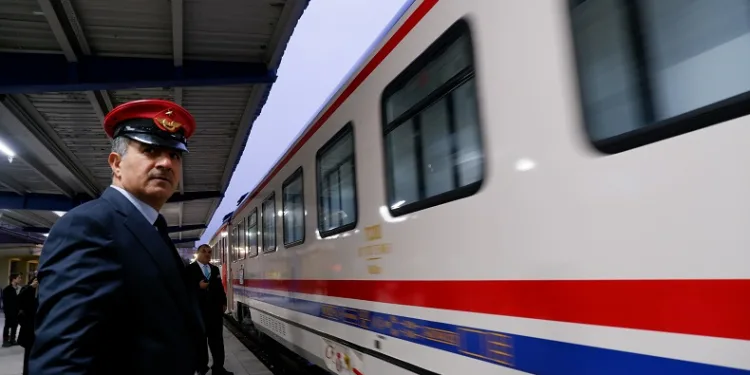 Yılın ilk seferinde Doğu Ekspresi Erzurum’da mola verdi