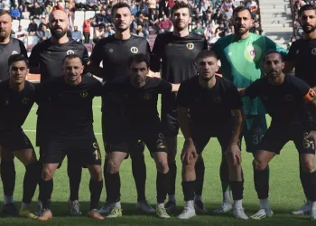 Anadolu Üniversitesi play-off’u bırakmıyor