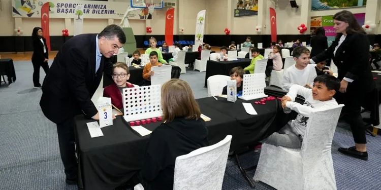 Geleneksel spor etkinlikleri binleri buluşturuyor