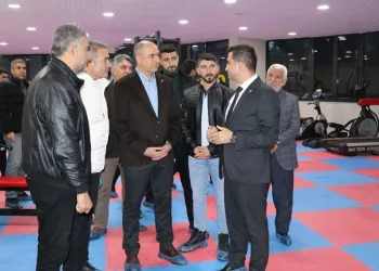Bozova’da yapımı tamamlanan spor salonu hizmette açıldı