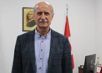 Prof. Dr. Kenan Tamer: “Şiddet, yetenekli gençlerin futbol hakemi olmasında engel”