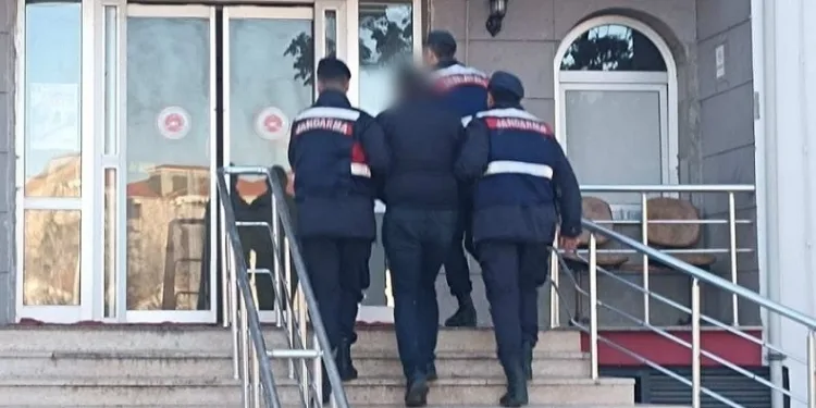 Tır şoförüne çarpıp kaçan sürücü tutuklandı