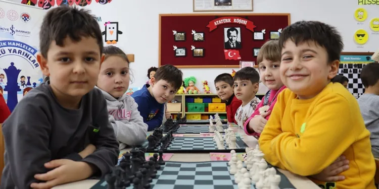 Satranç okul öncesine yayılıyor
