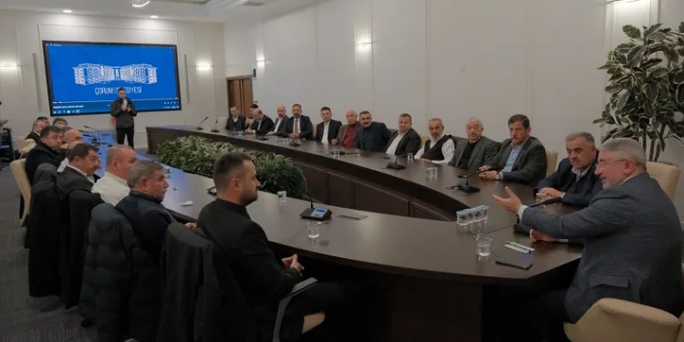 Esnaf odalarından Başkan Aşgın’a destek ziyareti