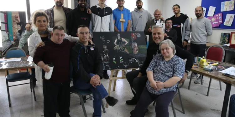 Özel bireyler, basketbolcularla doyasıya eğlendi