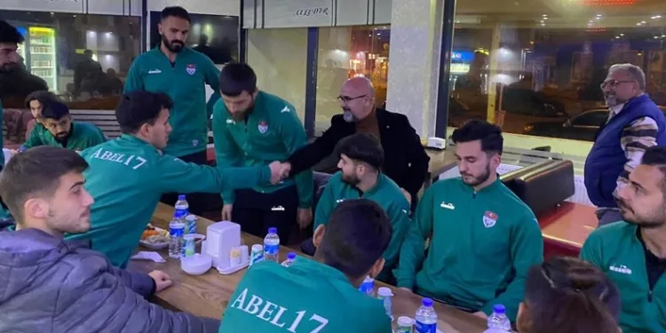 Selim Belediye Başkanı Coşkun Altun’dan Kars 36 Spor’a destek yemeği
