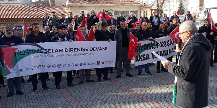 Bozüyük’te İsrail protesto edildi