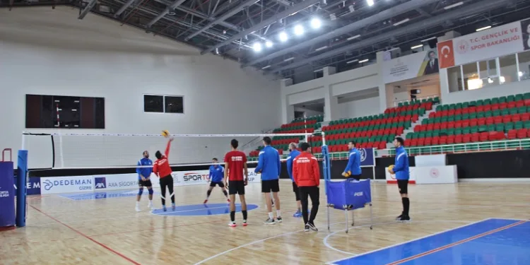 Rams Global Cizre Belediyespor Voleybol Takımı, Develi Belediyespor maçına hazır