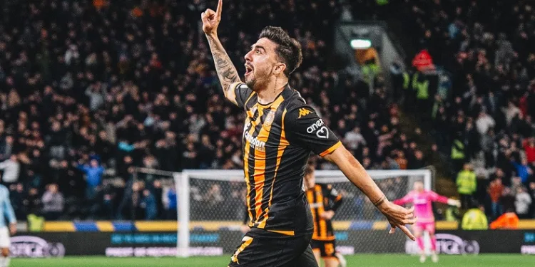 Hull City, Erol Bulut’un takımı Cardiff City’yi 3-0 ile geçti