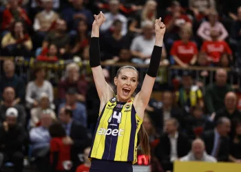 Eda Erdem Dündar: “Türk voleybolunu daha yukarı çıkarmak için elimizden geleni yapacağız”
