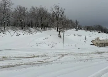 Tekirdağ’ın yüksek kesimleri karla kaplandı