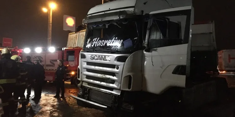 Köfte yediği esnada tırın altında kalmıştı, hayatını kaybetti
