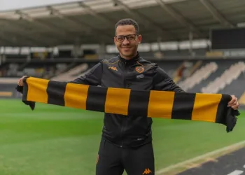 Liam Rosenior, 3 yıl daha Hull City’de