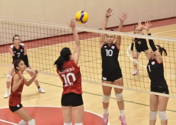 Karabük Gençlik Spor : 0 – Bozüyük Belediyesi Eğitim ve Spor Kulübü Kadın Voleybol Takımı: 3