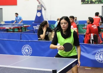 Aydın’da üniversiteli gençler şampiyonluk için ter döktü
