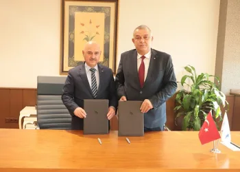 Staj protokolünü imzaladılar