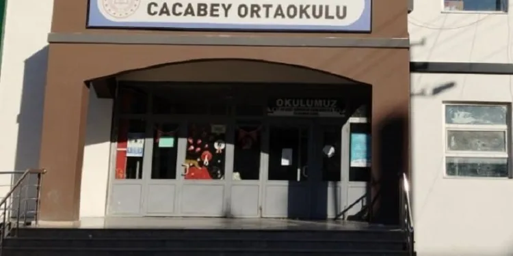 Yerli Malı Haftası etkinliğinde 15 öğrenci zehirlendi
