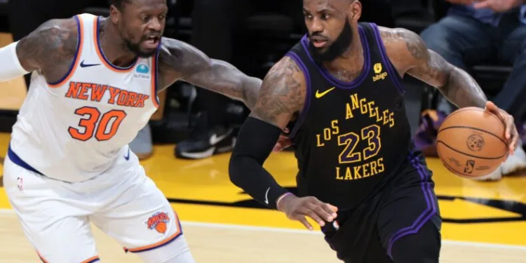 NBA’de LeBron James’in triple-double performansı Lakers’a yetmedi
