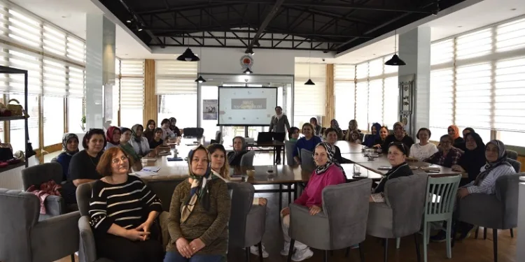 Samsun Büyükşehir Belediyesi’nden kadınlara girişimcilik eğitimi