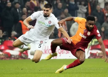 Galatasaray evindeki yenilmezlik serisini 25’e çıkardı