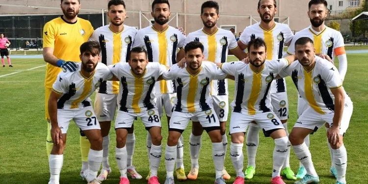 Talasgücü Belediyespor’un ilk yarı karnesi