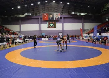 Ordu’da güreş grup müsabakaları başladı