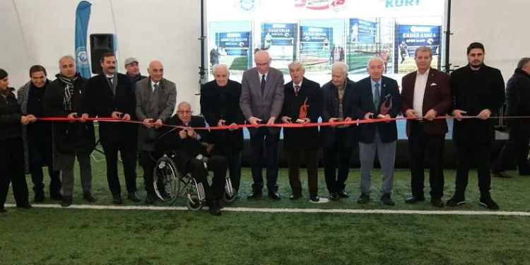 Odunpazarı Belediyesi’nden mahallere 5 yeni halı saha