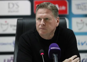 Samsunspor Teknik Direktörü Markus Gisdol: “Aldığımız 1 puana mutlu olmamız lazım”