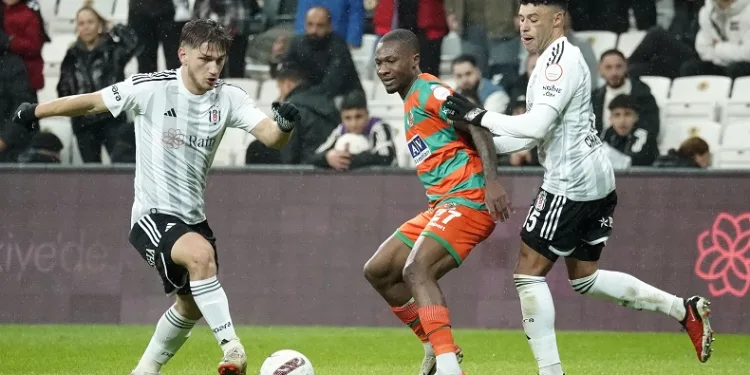 Trendyol Süper Lig: Beşiktaş: 1 – Alanyaspor: 3