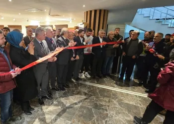 ‘Konuşan Çizgiler’ karikatür sergisi açıldı