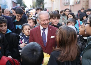 Bayrampaşa’da en büyük yatırım okullara