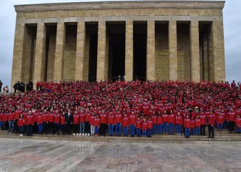 Altınordu’dan Anıtkabir’e ziyaret