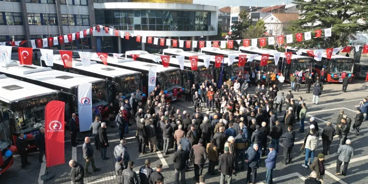Düzce Belediyesi ulaşım filosunu güçlendirildi