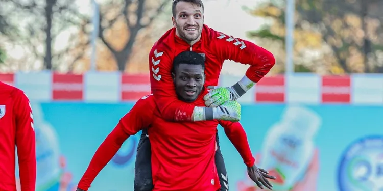 2 dönem transfer yasağı alan Samsunspor, kiralık 15 oyuncusunu kadroya çağırabilir