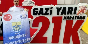 Yenişehir Belediyespor başarıya doymuyor
