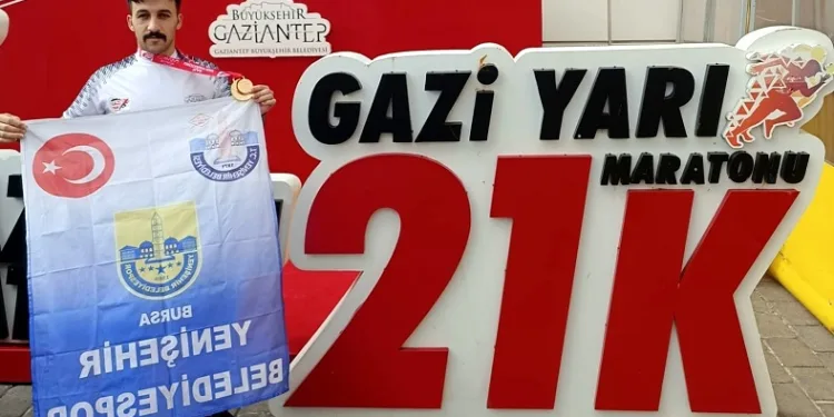 Yenişehir Belediyespor başarıya doymuyor