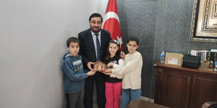 Kumbaralarını Gazze’ye bağışladılar