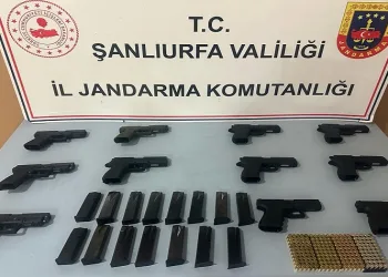 Şanlıurfa’da 11 ruhsatsız tabanca ele geçirildi