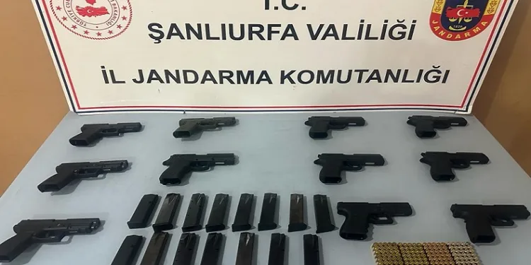 Şanlıurfa’da 11 ruhsatsız tabanca ele geçirildi