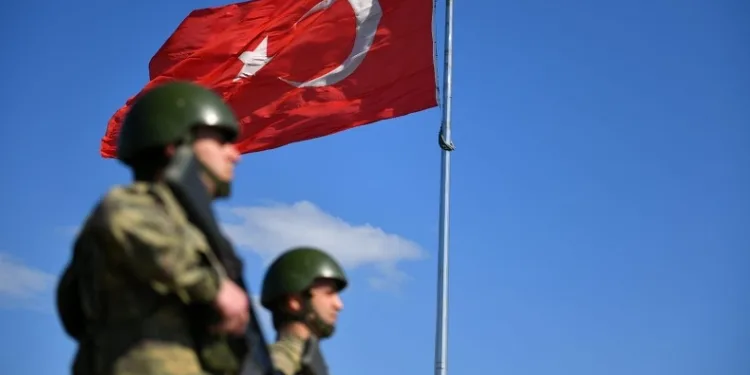 Yunanistan’dan Türkiye’ye gönderilmeye çalışılan 2 kişi yakalandı