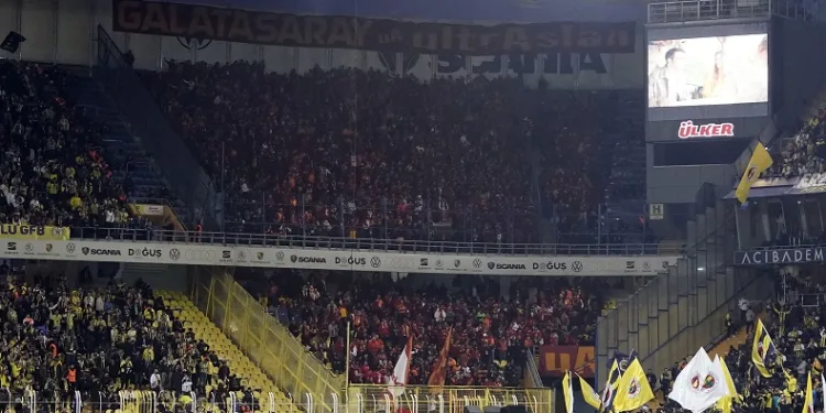 Galatasaray taraftarı, yaklaşık 4 yıl sonra Kadıköy’de