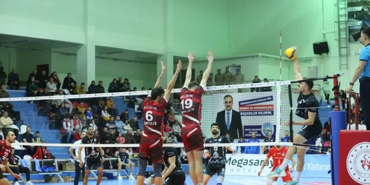 AXA Sigorta Efeler Ligi: Develi Belediyespor: 3- Akkuş Belediyespor: 2