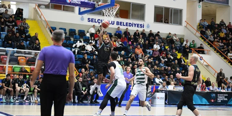 Çayırova Belediyesi Konya’dan galibiyetle döndü
