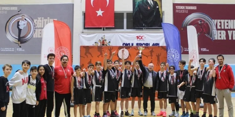 Afyonkarahisar’da U-14 Basketbol Ligi tamamlandı