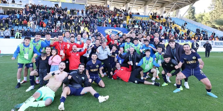 Yılmaz Vural yönetimindeki Menemen FK, play-off hattında