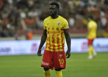 Kayserispor’da flaş gelişme: Kemen sözleşmesini feshetti